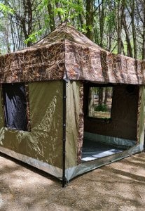 KAMP ÇADIRI  ( 40 mm siyah iskeletli )