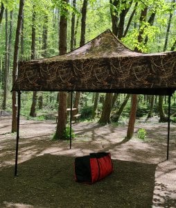 KAMP ÇADIRI  ( 40 mm siyah iskeletli )